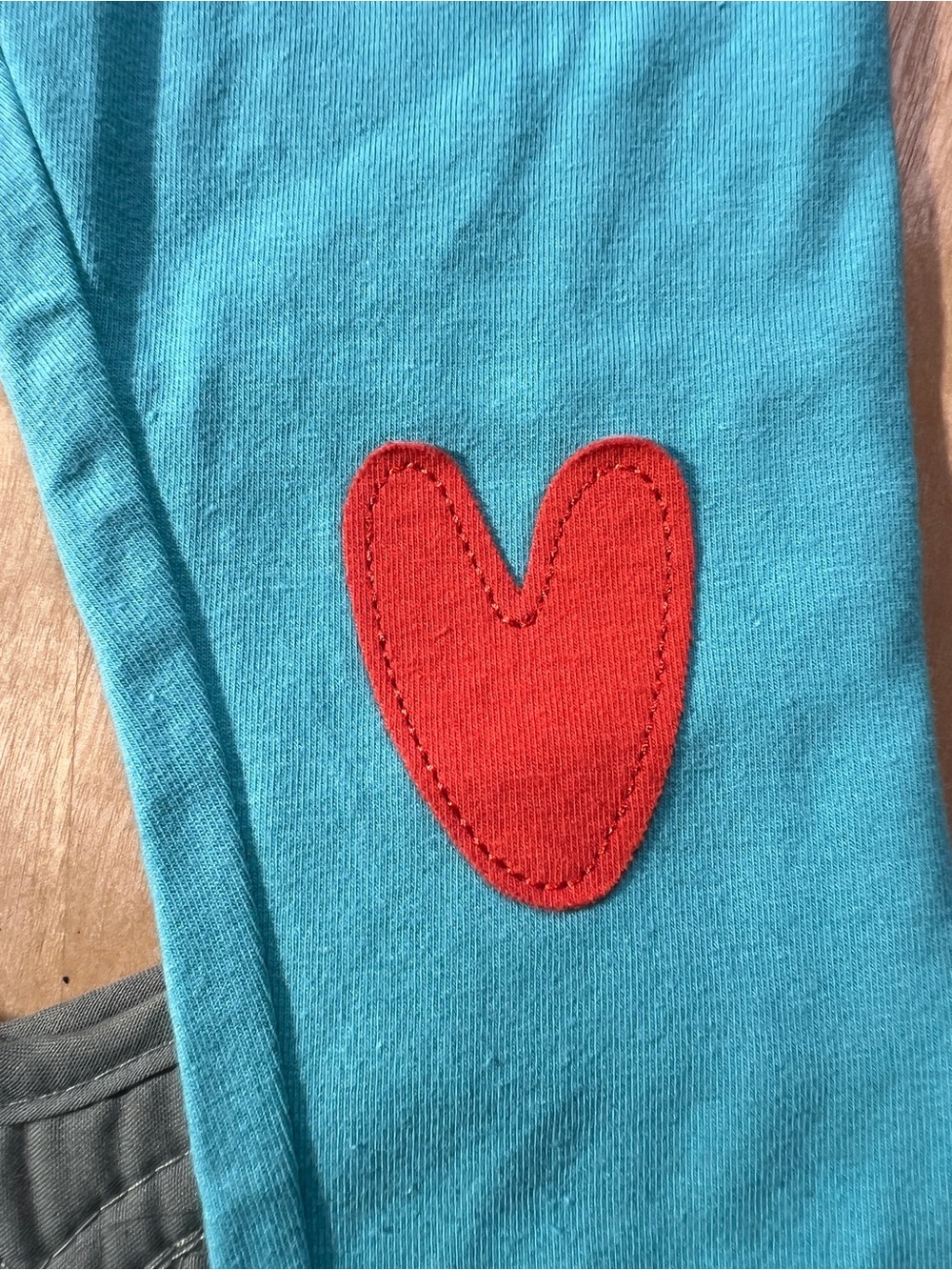 Epic Threads Teal Leggings with Pink and Red Heart Patches Size 2T Cute - Picture 2 of 5